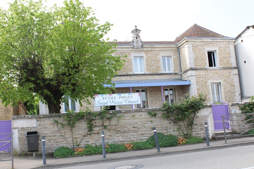School St Pierre Chanel - Thumbnail