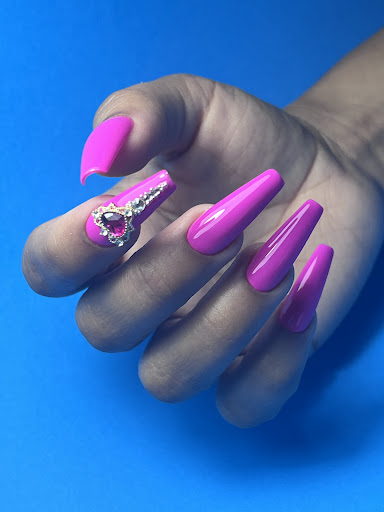 GLOW • Beauty Salon - Thumbnail