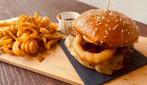 Macclesfield Eats - Visual