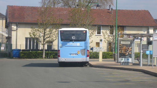 Gare de Dourdan