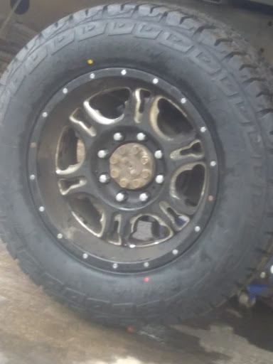 Hines Tire Co - Thumbnail