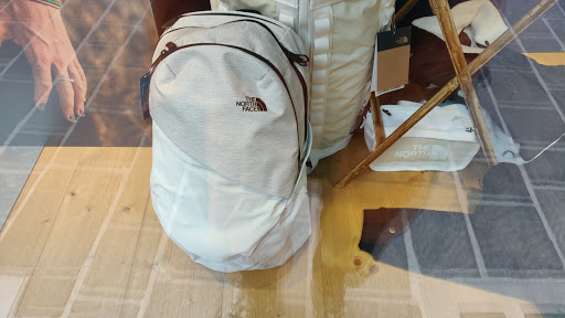 The North Face Store Cortina - Thumbnail