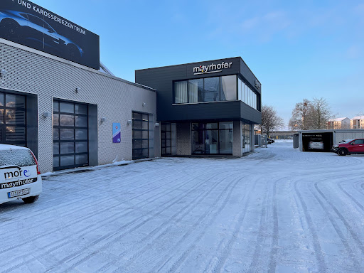 Mayrhofer GmbH & Co. KG Painting & Karosseriefachbetrieb - Thumbnail