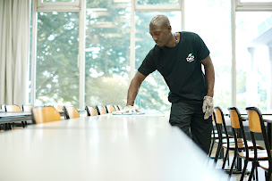 Photo n°8 de DeCA Propreté - Entreprise de nettoyage à Le Havre (Entreprise de nettoyage de vitres)