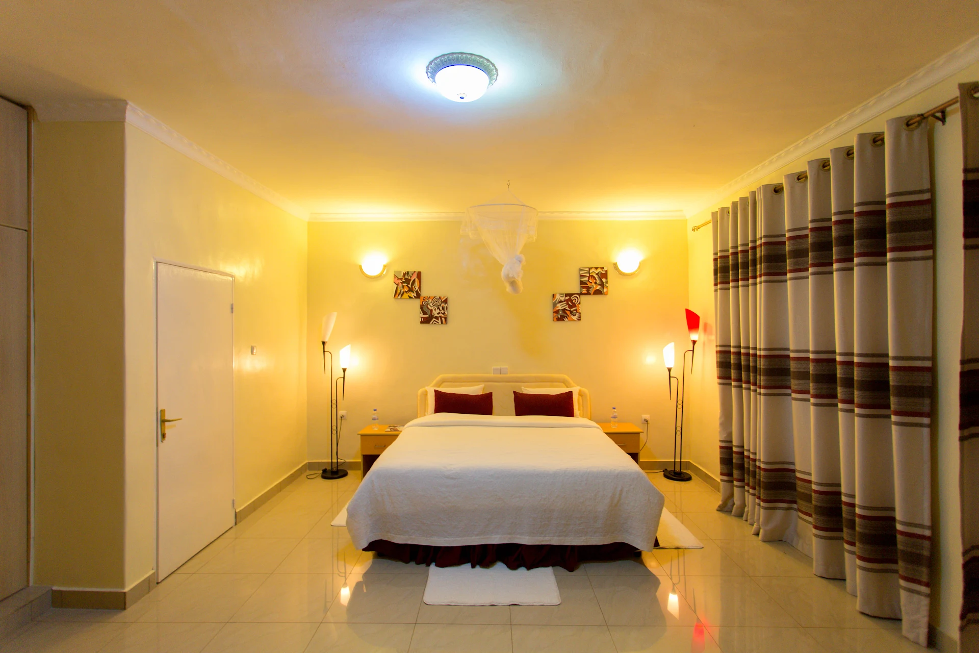 The King Fish Beach Hotel