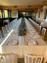 Photo n°12 de Le Domaine du Clos du Phare à Saint-Samson-de-la-Roque (Prestataire de mariage)