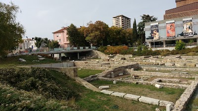 Photos of Antique Forum