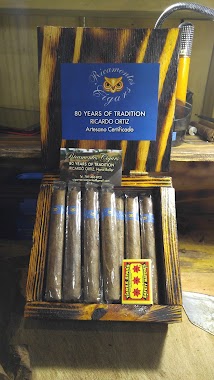 Cuchilandia - Rene, Author: Ricamontes cigars