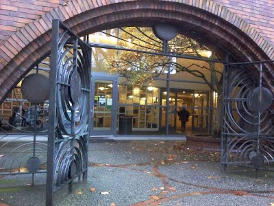 Lake City Branch - The Seattle Public Library