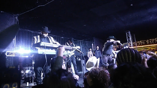 Los Globos - Visual