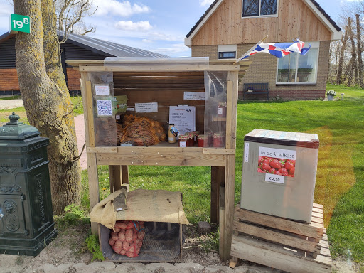 Boerderijwinkel Hoarnestreek 19b