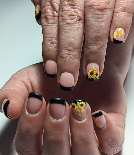 She's Painting Nails - Thumbnail