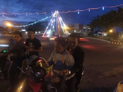 Photos of Tugu Simpang Kuta Blang
