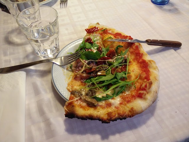 PIZZERIA LA BRICIOLA