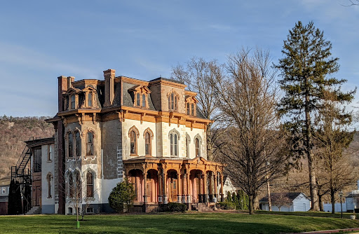 Bedford County Visitors Bureau
