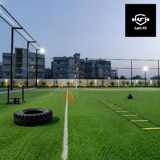 Looking for a gym near me that offers more than just machines and weights? At LET'S FIT GYM Sport…