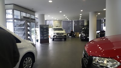Photos of Has the Mercedes-Benz Automotive