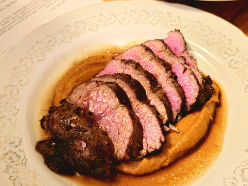 Essen Restaurant - Thumbnail