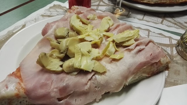 Alla Fontana