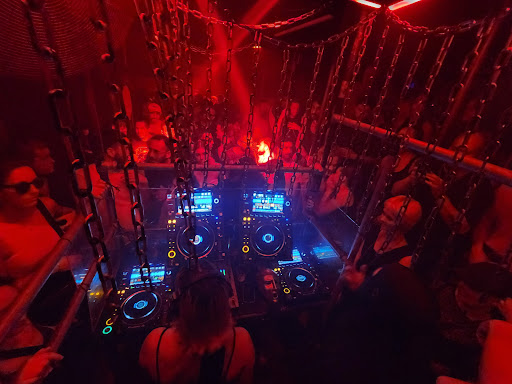 BLACK NOIR Techno Club - Thumbnail