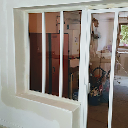 Photo n°31 de Fenêtres Volets Portes Maurepas - CASELIA à Trappes (Magasin de carrelage)