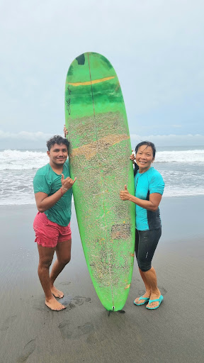 Escuela de surf el zonte