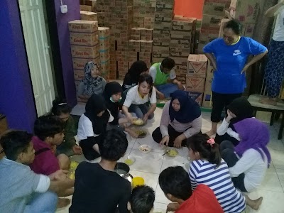 Photos of Toko Helmi 1