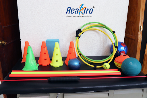 Reakiro Clínica de Fisioterapia y Rehabilitación Física - Thumbnail