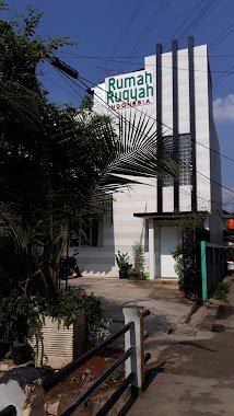 Rumah Ruqyah Indonesia, Author: Rica Safutri