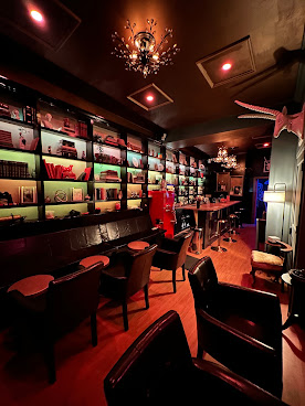 Upstairs Cocktail Bar by null