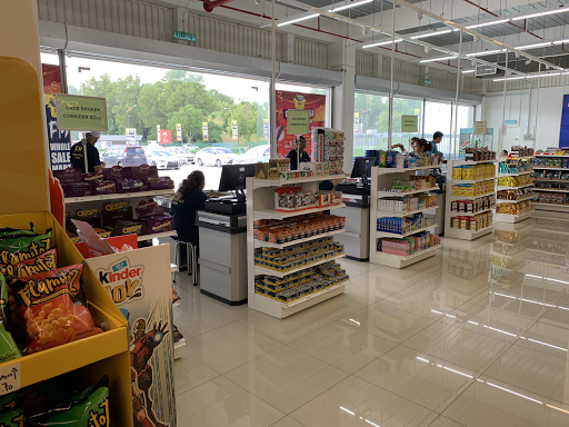 FM Wholesale Mart Nilai