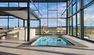 Photo n°3 de Fraville Piscines & Spas - Pontarlier à Bulle (Magasin de spa)