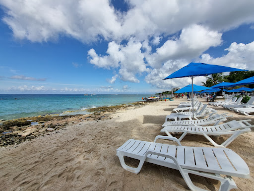 Playa Uvas - Thumbnail