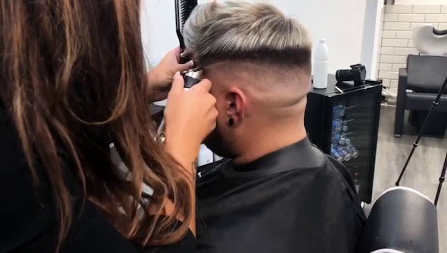 Reviews of The Fading Ape in Glasgow - Barber shop
