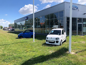Photo n°5 de LIGIER STORE - DUGARDIN LITTORAL AUTOMOBILES DUNKERQUE - VOITURES SANS PERMIS LIGIER à Dunkerque (Vendeur de voitures d'occasion)