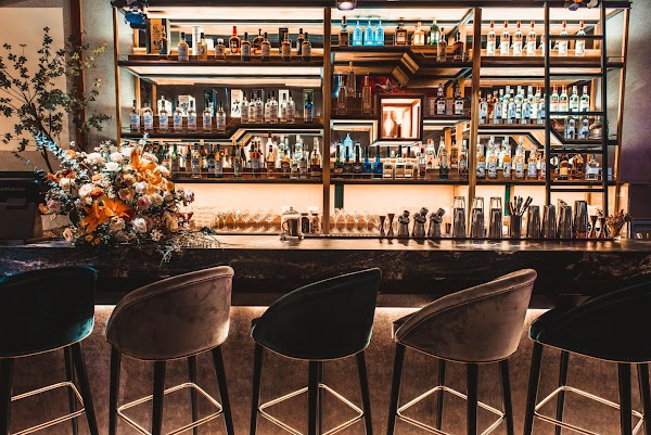 一酒點意 · 美術館 / 1.91 BISTRO