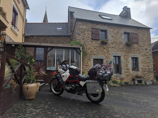 Photo de Les Petits Gallais Chambres d'hôtes B&B à Saint-Carreuc (hôtel proche de St-Brieuc) à Saint-Carreuc (22150)