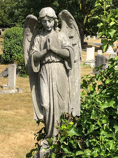 Queen’s Road Cemetery - Thumbnail
