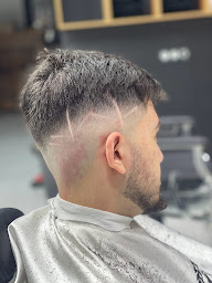 Photo n°12 de CK Style Coiffure à Saint-Fons (Salon de coiffure)