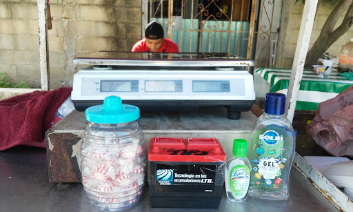 Taqueria Angelito "Lechon Y Cochinita"