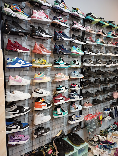 Deayana Shoe Shop
