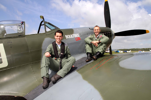 Spitfires.com - Visual