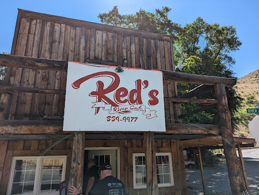 Red's Kitchen - Visual