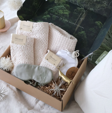 Heveya® Singapore Flagship Store by null