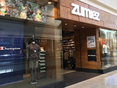 Zumiez