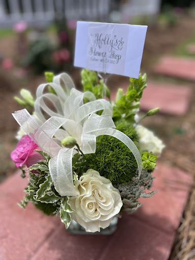 Holly's Flower Shop Boutique and Tan - Thumbnail