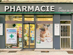 Photo n°1 de Pharmacie De L'hôtel De Ville à Givors (Parapharmacie)