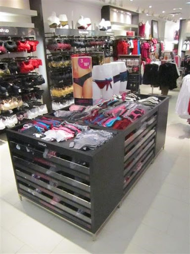 la Vie en Rose Carrefour Du Nord Ouest - Thumbnail