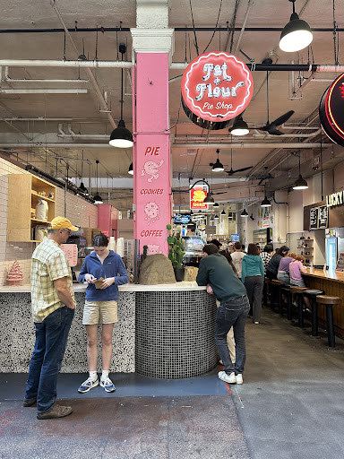 Fat + Flour Logo