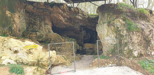 Grottes préhistoriques du Pouy - Thumbnail